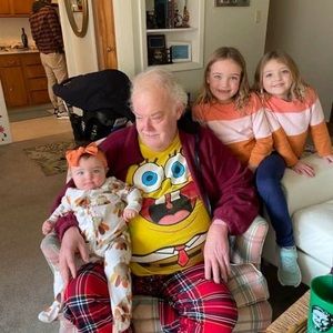 Meet your Posher, Larry